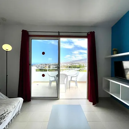 Apartment With Wifi, Pool, Close To The Shops And Restaurants In Tenerife South Costa Adeje (Tenerife)