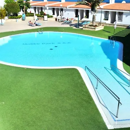 Apartamento Apartment With Wifi, Pool, Close To The Shops And Restaurants In Tenerife South *