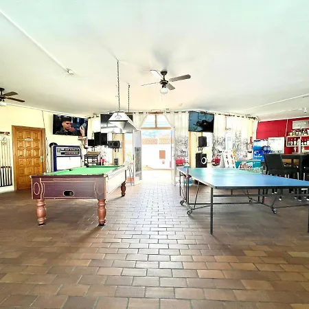 Apartment With Wifi, Pool, Close To The Shops And Restaurants In Tenerife South Costa Adeje (Tenerife)