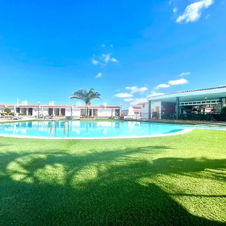 Apartmán Apartment With Wifi, Pool, Close To The Shops And Restaurants In Tenerife South Costa Adeje (Tenerife)