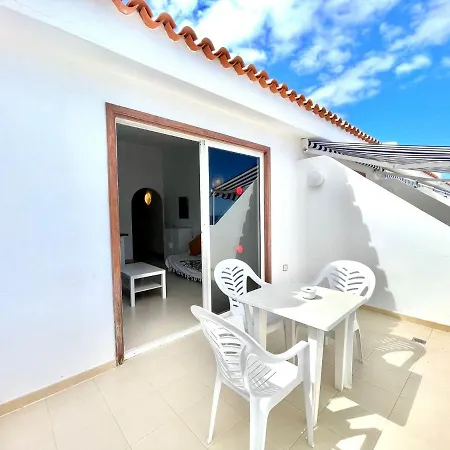 Apartment With Wifi, Pool, Close To The Shops And Restaurants In Tenerife South Costa Adeje (Tenerife)