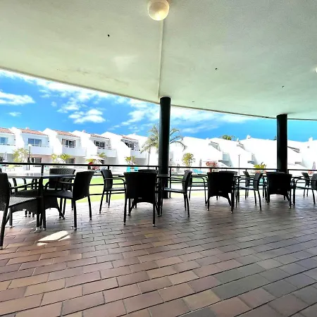 Apartment With Wifi, Pool, Close To The Shops And Restaurants In Tenerife South Costa Adeje (Tenerife)