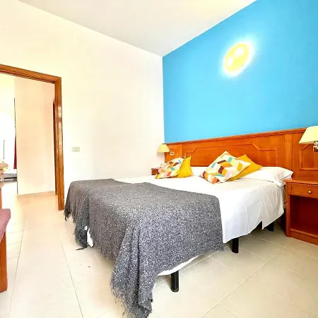 Apartment With Wifi, Pool, Close To The Shops And Restaurants In Tenerife South Costa Adeje (Tenerife)